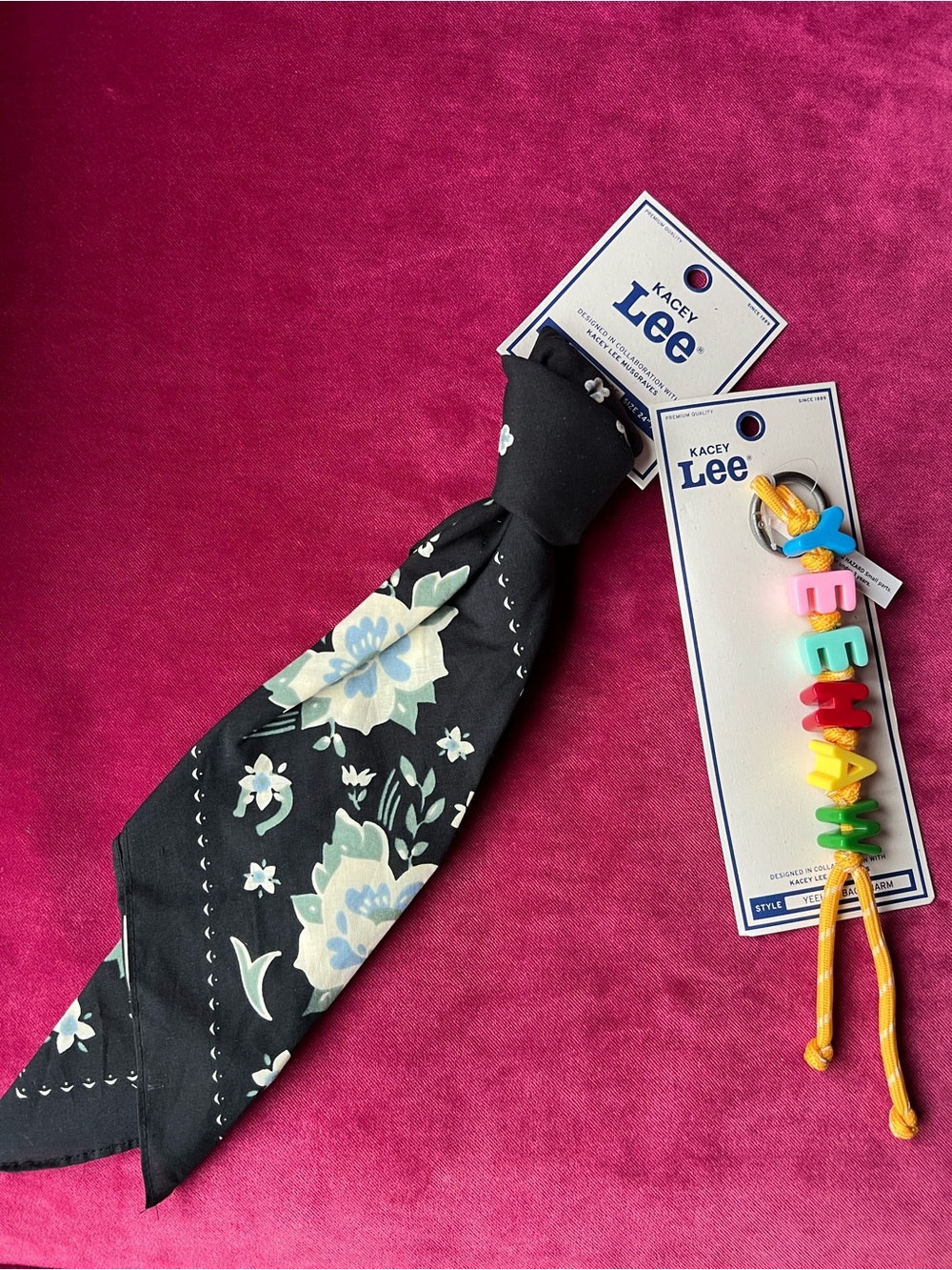 🆕 KACEY MUSGRAVES x LEE Bag Charm Bandana Scarf Black Floral YEEHAW Rainbow NWT